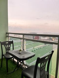 Azure Urban Resort - Urban Stays, City View - 8