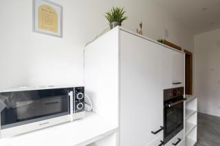 Quiet apartment near Vienna - 60m2 - 24h check-in - for business and family - 7
