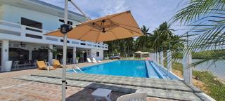 Chilly Beach Resort Palawan - 1