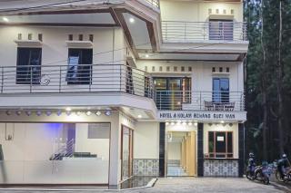 RedDoorz at Guciwan Hotel near Objek Wisata Guci - 8