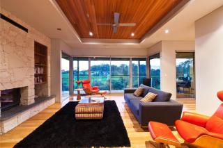 Valley Views - Elevated Hilltop Escape near Beaches - 4