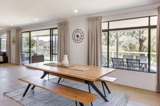 Wildgreen Villa - Lakeside Hideaway in Winery Estate - 1