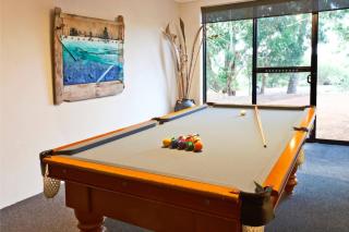 Whitehaven - Stylish Group Retreat with Ocean Views - 6