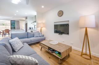 Yallingup Lagoon Beach House - 2