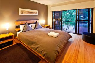 Whitehaven - Stylish Group Retreat with Ocean Views - 1