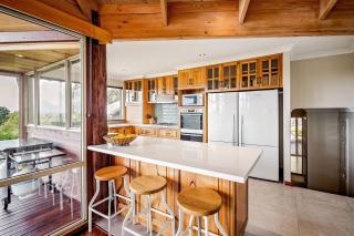 Views Of The Bay - A Tranquil Bushland Escape - 1