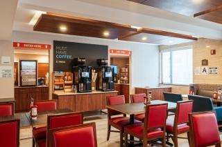 Holiday Inn Express Maspeth by IHG - 3
