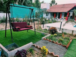 Sky Vibes-The Village Resort - 4