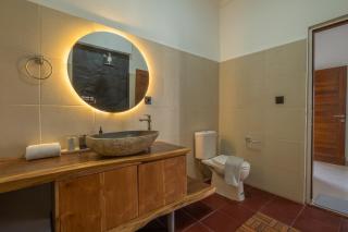 Modern 2-Bedroom Villa with Private Pool, 9m from Beach - 2