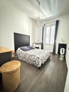 Appartement Bourgeois à 5 min à pied du centre - 9