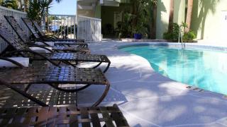Chart House Suites and Marina - 6