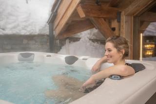 Modern Chalet Valiant with pool and sauna - 9