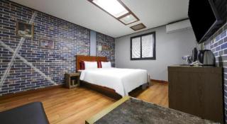 Chuncheon World Hotel - 6