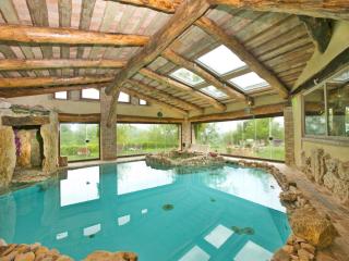 Villa Solace - Comfort Charm - 8