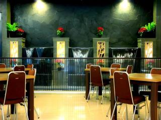 Lotus Hotel Subang - Bandung - 8