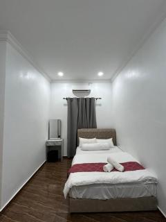 DIRGAHAYU GRAND HALL Hotel - 1