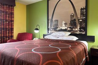 Super 8 by Wyndham Jacksonville - 2