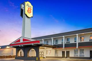 Super 8 by Wyndham Thunder Bay - 8