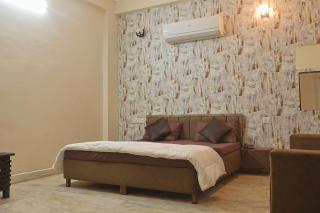 Hotel Prem Palace - 5