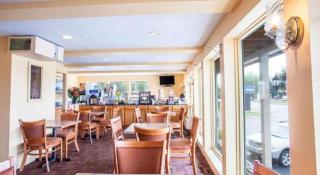 Travelodge by Wyndham South Burlington - 2