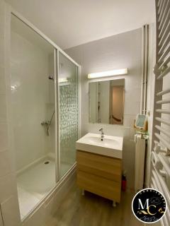 T2 Croisette vue village et pistes - 2