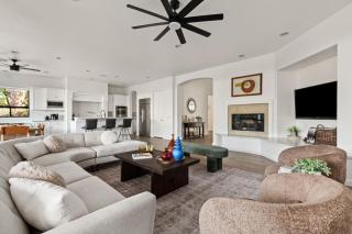 Desert Spring by Fieldtrip 8Bd Resort with Pool Spa Casita - 4
