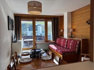 CUR A 20 Charmant T2, 6pers ski au pied - Val Claret Centre - 6