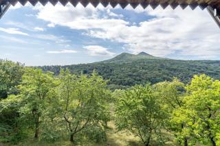 Chata obklopena přírodou - 5