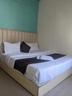 Spontrail Hostel - 1