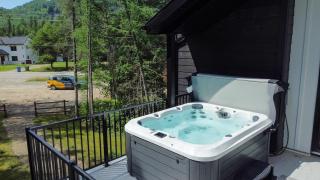Condo and Spa - Le Saloon Nordik - 6