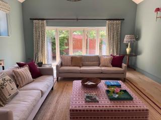 A converted Coach House - 8