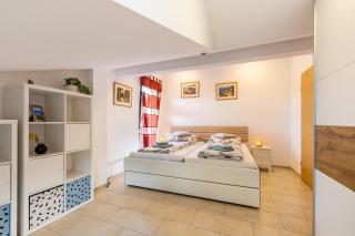 Wohnung mit 3 Schlafzimmern - 0