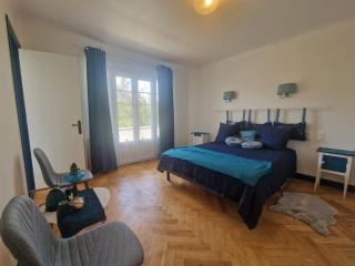 Chambre 2 Bleue - WIFI - Proche gare - 6