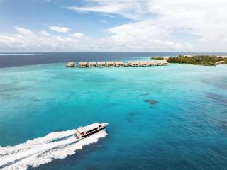 Hilton Maldives Amingiri Resort & Spa - 7