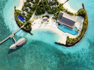 Hilton Maldives Amingiri Resort & Spa - 4