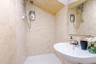 Hawarden Executive House 5BR 7 Beds - 2