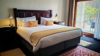 Hill Top Villa - Private Room In A Home - 6