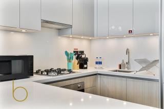 Bookable 2 Bed Crest Sobha Hartland with Burj view - 4