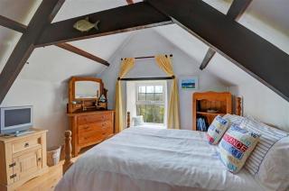 Manor Cottage - 3