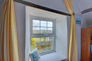 Manor Cottage - 2