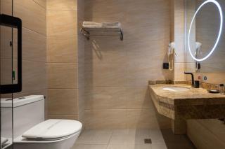 Tongren Golden Beach Hotel - 7