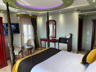 The Nile Palace Hotel - 4