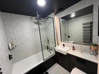 300m to Totteridge and Whetstone Tube Station Modern Living new Flat - 1