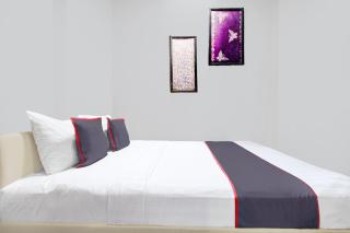 OYO 94702 Putra Family Homestay Sikunir - 8