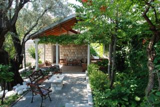 Holiday Home Olive Tree - Budva - 9