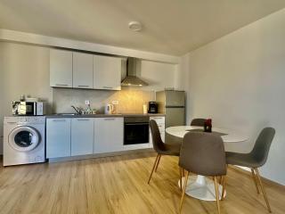Apartment First Row - 1