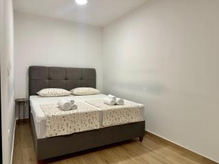 Apartment First Row - 4