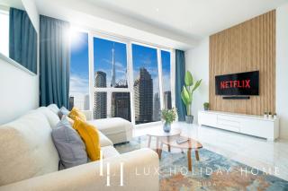 LUX The Pad Executive Suite Burj Khalifa View 2 - 9