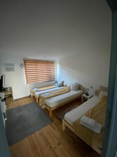 Spacious villa with garden - ideal for groups - 7
