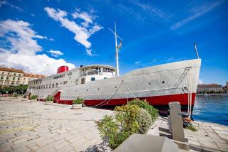 Botel Marina - 8